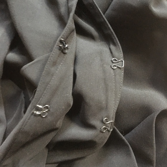 Unique blazer with huge pockets! - Picture 5 of 5